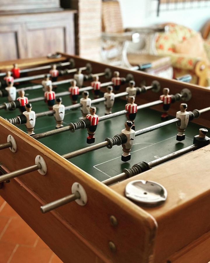 Futbolín en el salón de La Huerta de Don Fernando